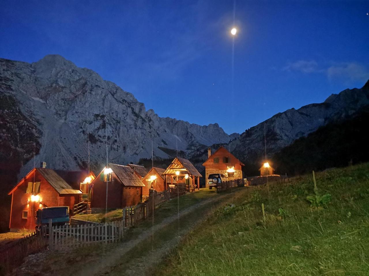 Komovi Eko Katun Martinovica 1750 Kolašin Zewnętrze zdjęcie